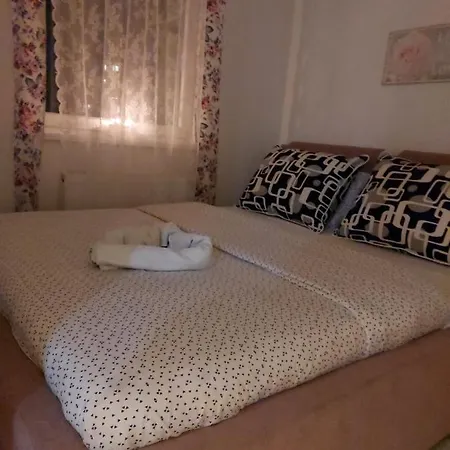 Stan Na Dan L&l Apartman *